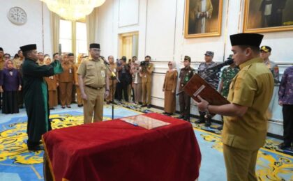 Ahmad Aziz Resmi Jadi Sekda Cilegon, Robinsar Dorong Pelayanan Publik Optimal