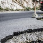 Baru 12 Jam Dicor, Jalan di Sepatan Tangerang Dibongkar Lagi karena Retak