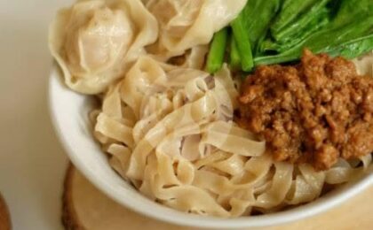 Tiga Legenda Mie Ayam Lezat di Tangerang Selatan