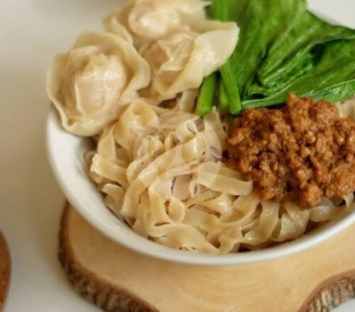 Tiga Legenda Mie Ayam Lezat di Tangerang Selatan