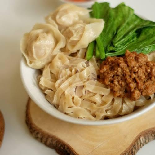 Tiga Legenda Mie Ayam Lezat di Tangerang Selatan